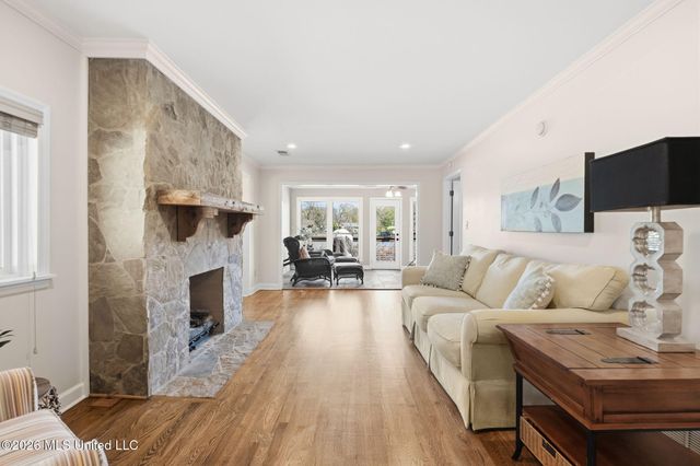 7300 W Shahkoka Drive, Olive Branch, MS 38654