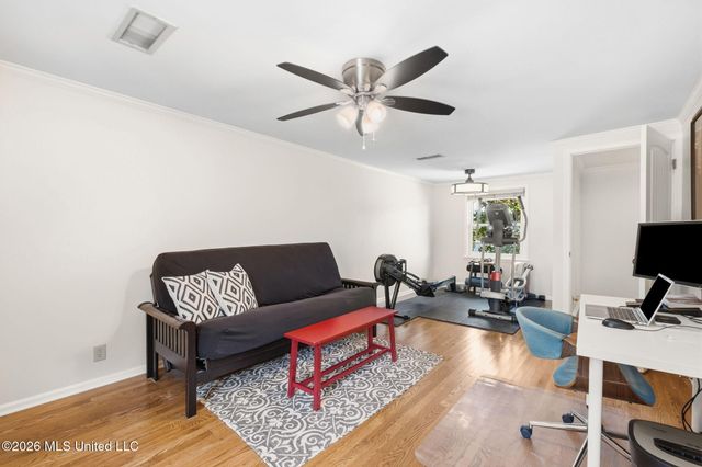 7300 W Shahkoka Drive, Olive Branch, MS 38654