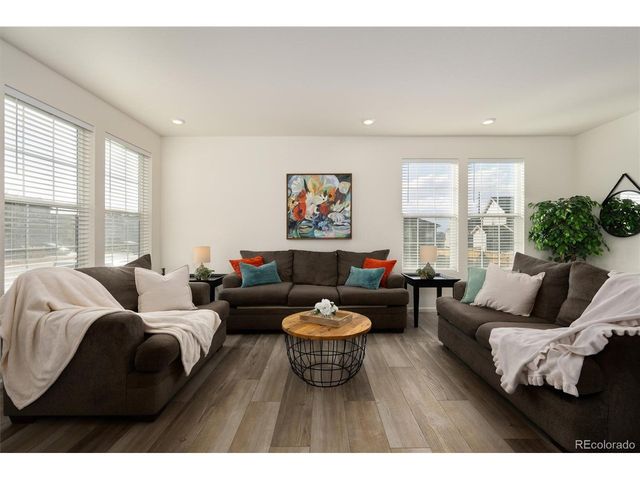 4605 Meadow Dr, Dacono, CO 80514