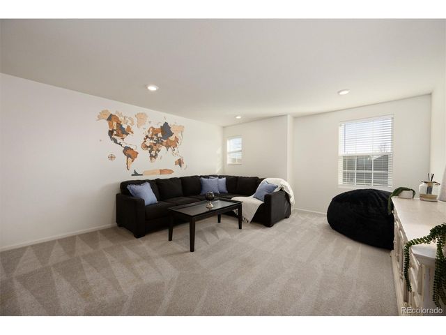 4605 Meadow Dr, Dacono, CO 80514