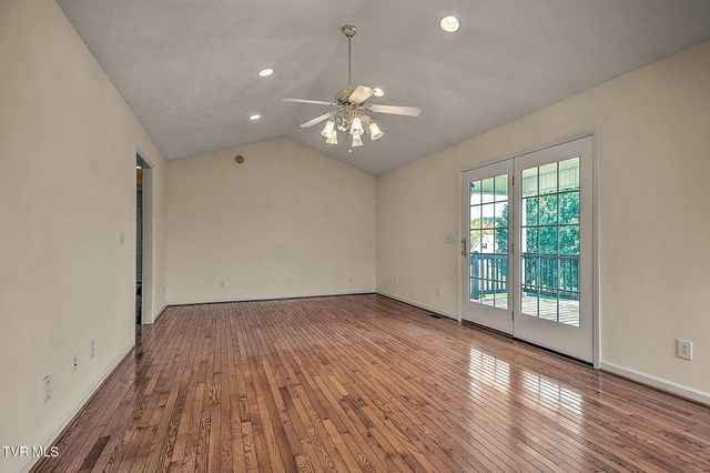 25287 Whiteridge Drive, Abingdon, VA 24211
