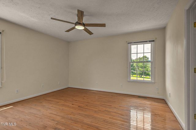 25287 Whiteridge Drive, Abingdon, VA 24211