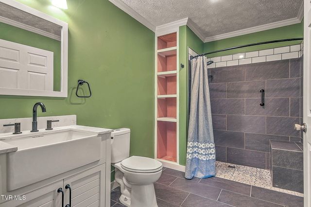25287 Whiteridge Drive, Abingdon, VA 24211