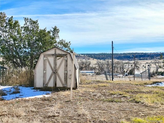 3279 Lunar Dr, Colorado City, CO 81019