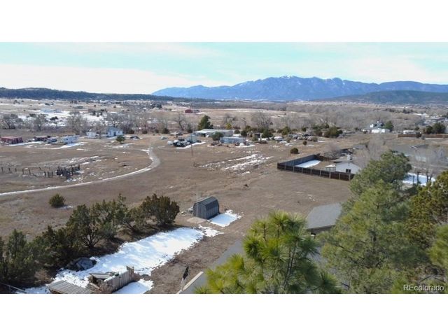 3279 Lunar Dr, Colorado City, CO 81019