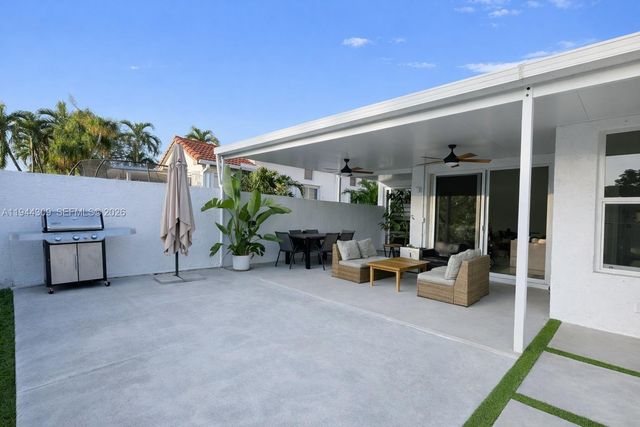 3038 Marion Ave, Margate, FL 33063