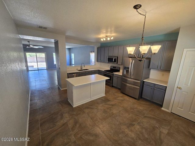 504 S Sterling Vistas Way, Vail, AZ 85641
