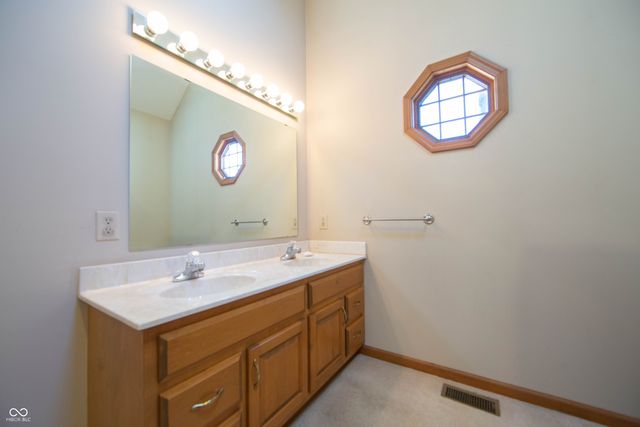 4014 N Centerline Road, Franklin, IN 46131