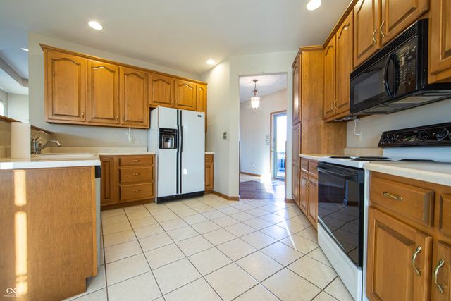 4014 N Centerline Road, Franklin, IN 46131