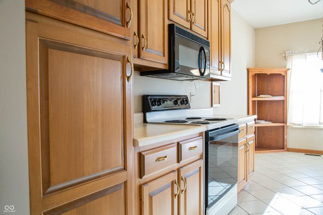 4014 N Centerline Road, Franklin, IN 46131