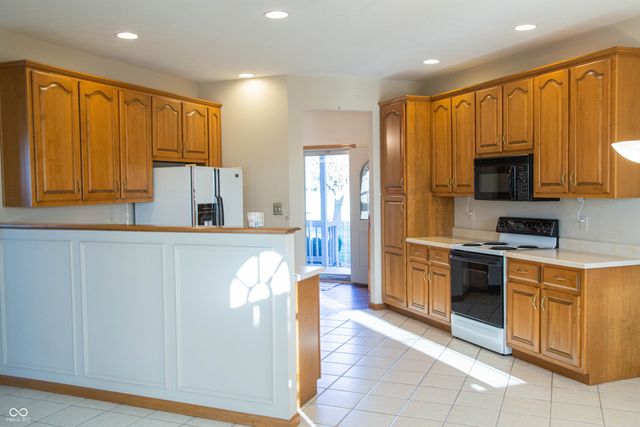 4014 N Centerline Road, Franklin, IN 46131