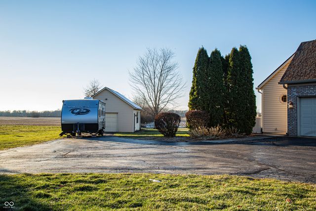 4014 N Centerline Road, Franklin, IN 46131
