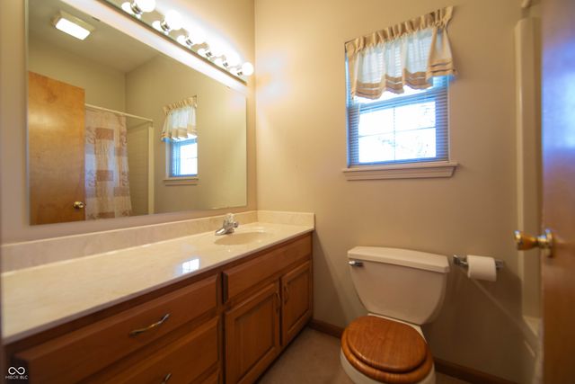 4014 N Centerline Road, Franklin, IN 46131