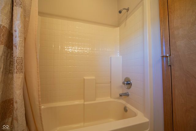 4014 N Centerline Road, Franklin, IN 46131