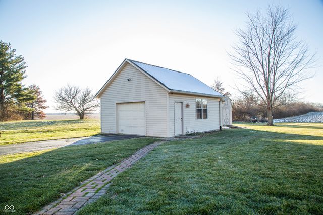 4014 N Centerline Road, Franklin, IN 46131