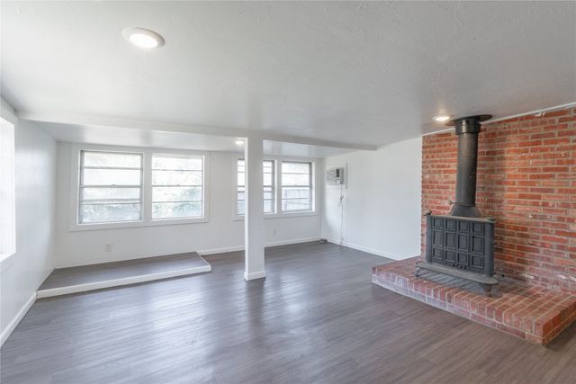 617 W Silver Meadow Drive, Oklahoma City, OK 73110