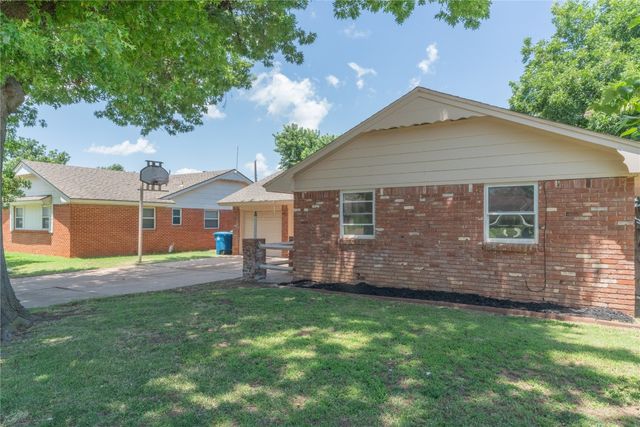 617 W Silver Meadow Drive, Oklahoma City, OK 73110