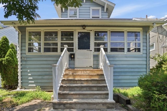51 N 17Th St, Prospect Park Boro, NJ 07508