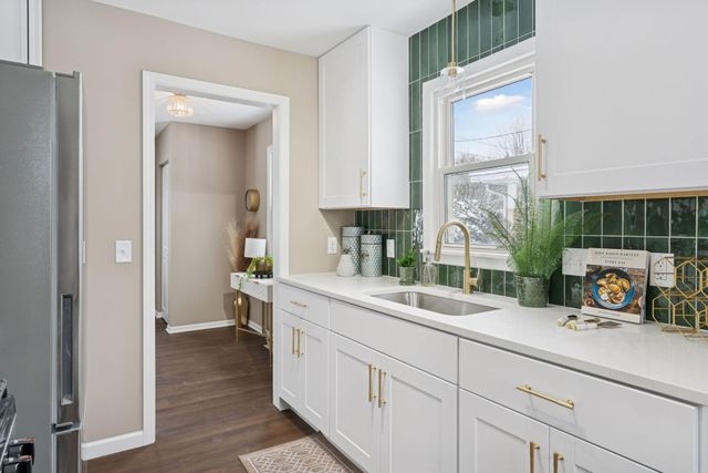 4949 Welcome Avenue N, Crystal, MN 55429