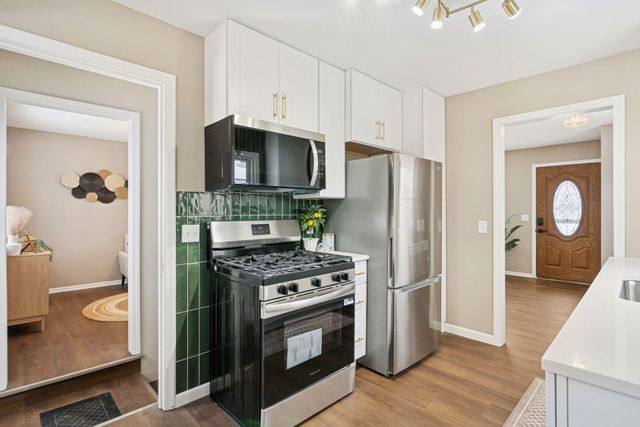 4949 Welcome Avenue N, Crystal, MN 55429