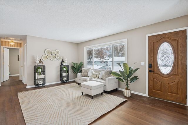 4949 Welcome Avenue N, Crystal, MN 55429