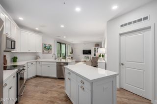 2511 W QUEEN CREEK Road 174, Chandler, AZ 85248