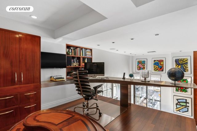 253 W 73rd St Apt 5F, New York City, NY 10023