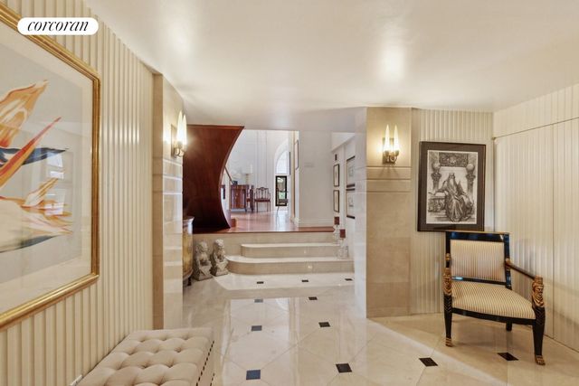 253 W 73rd St Apt 5F, New York City, NY 10023