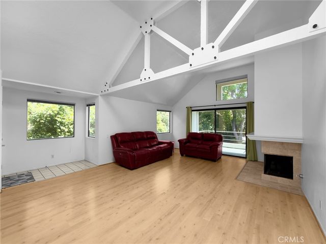 5744 E Creekside 9, Orange, CA 92869