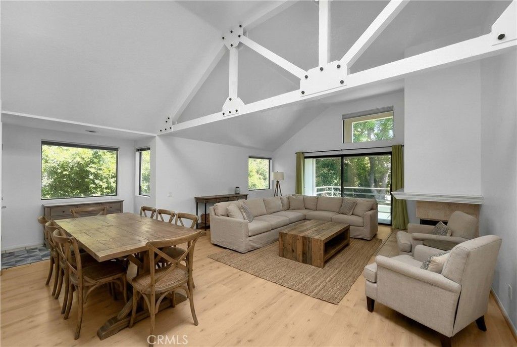 5744 E Creekside 9, Orange, CA 92869