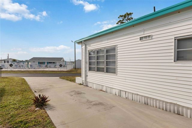 239 INNER DRIVE E, Venice, FL 34285