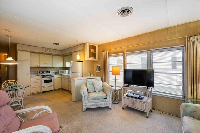 239 INNER DRIVE E, Venice, FL 34285