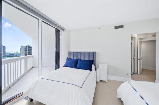 2000 Island Boulevard 2409, Aventura, FL 33160