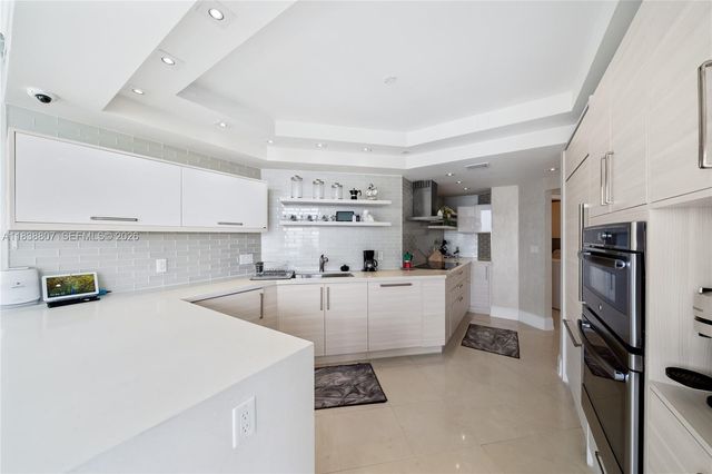 2000 Island Boulevard 2409, Aventura, FL 33160