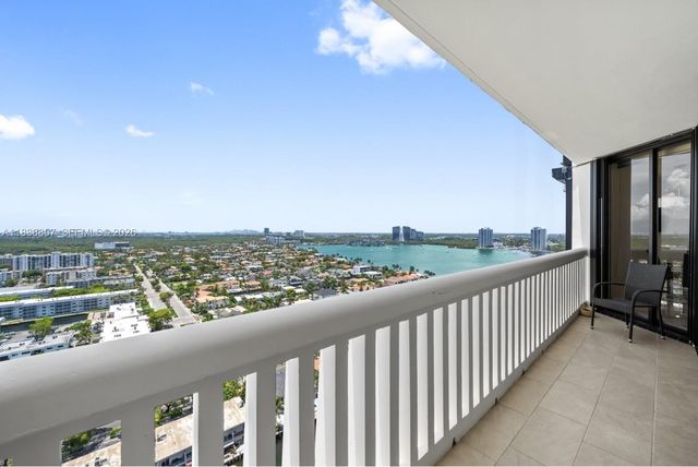 2000 Island Boulevard 2409, Aventura, FL 33160