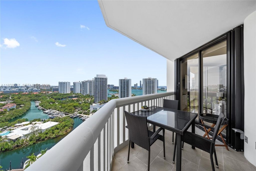 2000 Island Boulevard 2409, Aventura, FL 33160