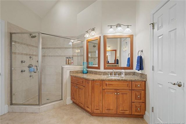 129 Barons Run W, Spring Lake, NC 28390