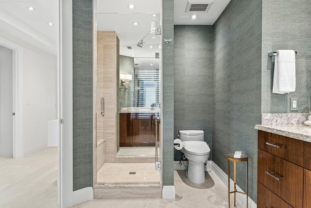 425 S Beach Road 2o, Tequesta, FL 33469