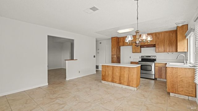 91 Banbury Way, Benicia, CA 94510