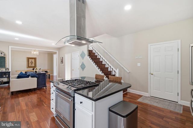 47885 ALLEGHENY CIR, Sterling, VA 20165