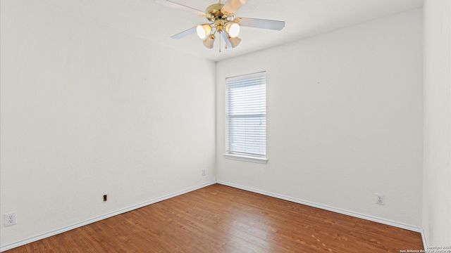 7215 Falcon Trail, San Antonio, TX 78227