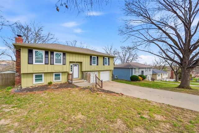 10116 W 52 Terrace, Merriam, KS 66203