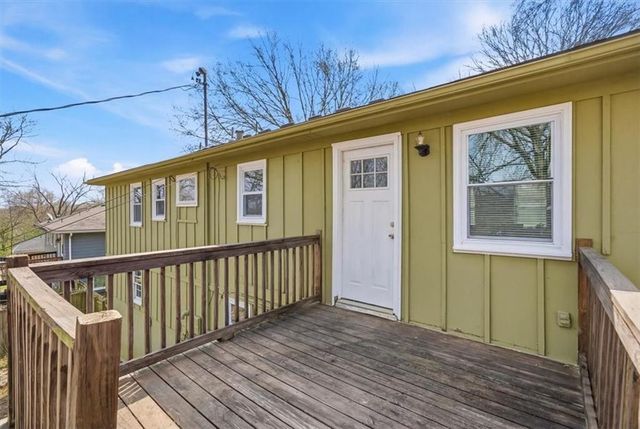 10116 W 52 Terrace, Merriam, KS 66203