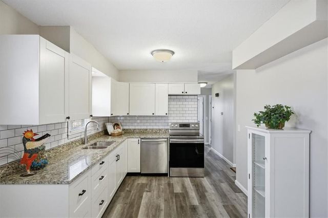 10116 W 52 Terrace, Merriam, KS 66203