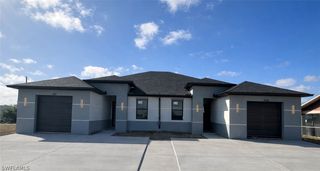 1016/1018 Diplomat PKWY E, Cape Coral, FL 33909