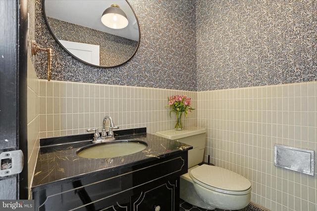 15 LLANBERRIS RD, Bala Cynwyd, PA 19004