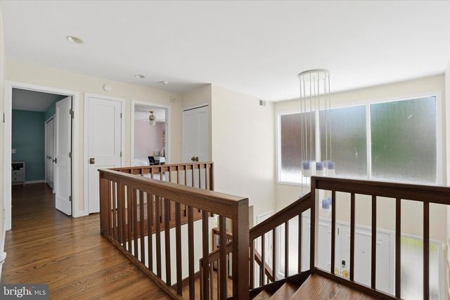 15 LLANBERRIS RD, Bala Cynwyd, PA 19004