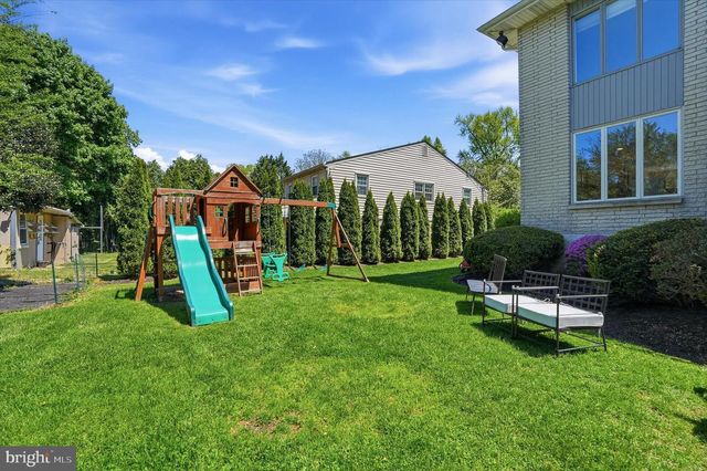 15 LLANBERRIS RD, Bala Cynwyd, PA 19004