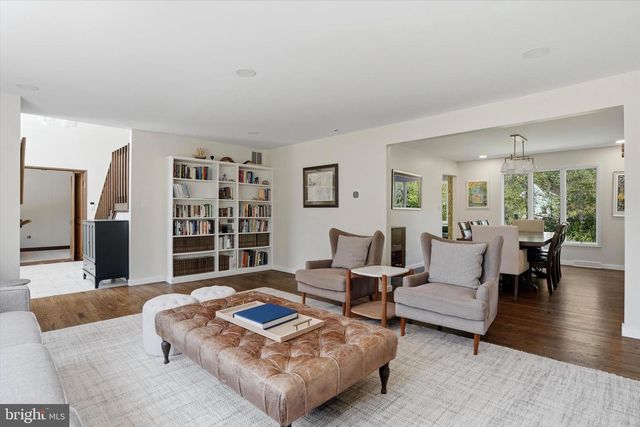 15 LLANBERRIS RD, Bala Cynwyd, PA 19004