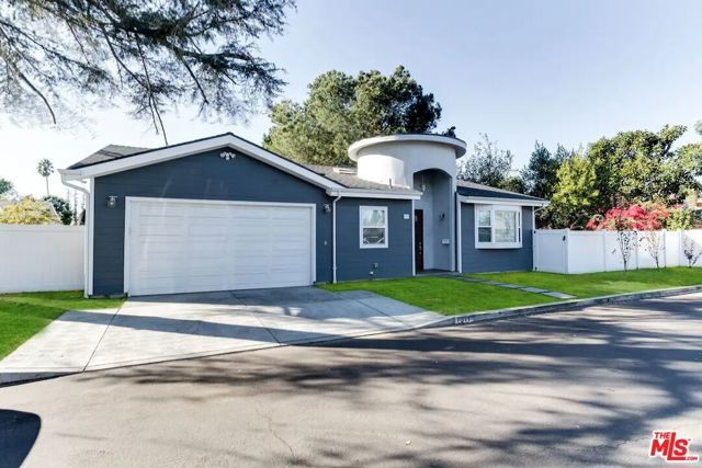 7311 Gaviota Street, Van Nuys (los Angeles), CA 91406